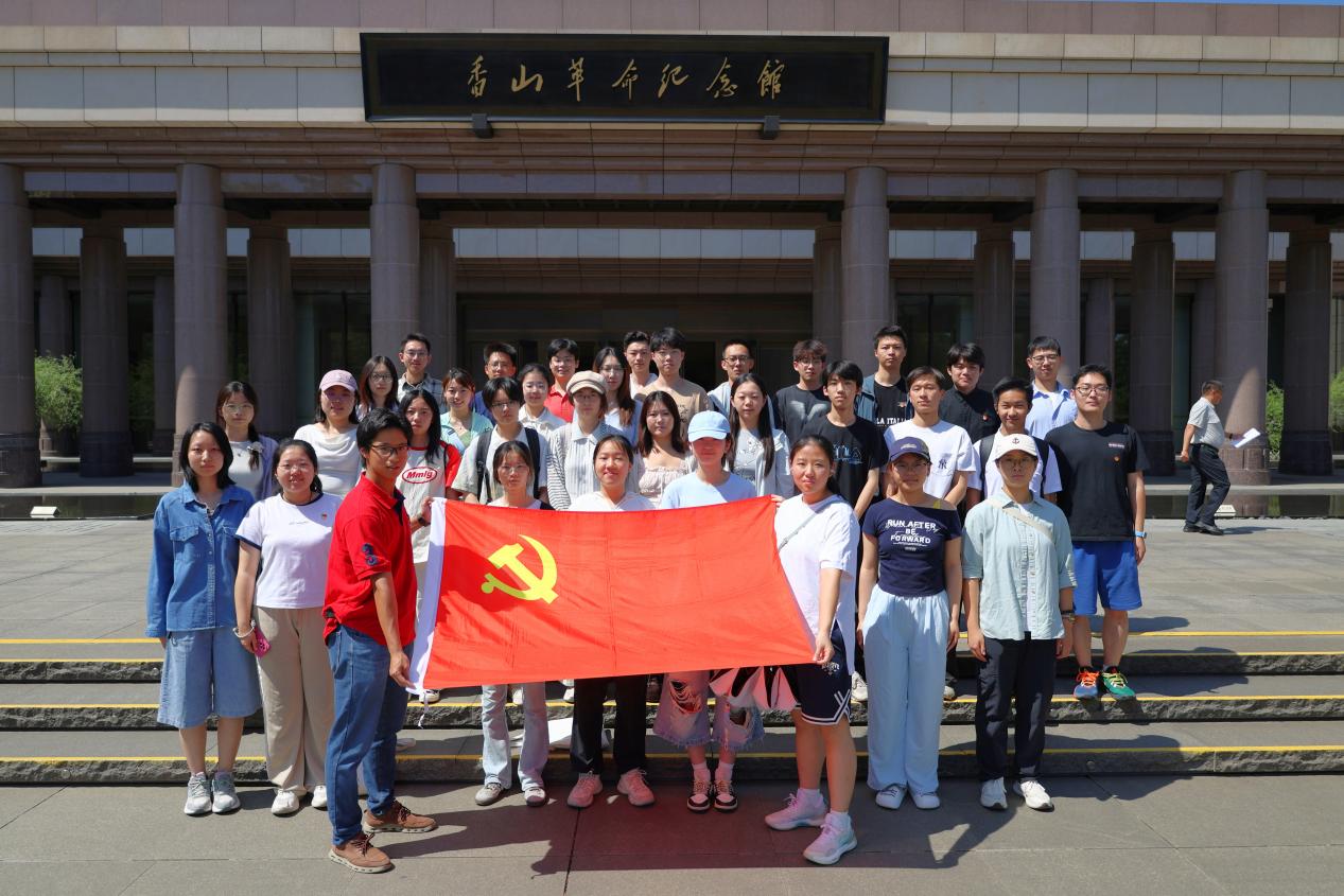 说明: e33ae35b02ea2d3f122fbaca123de3cd